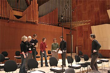 Visa R&ouml;ster in Radiohuset, Denmark